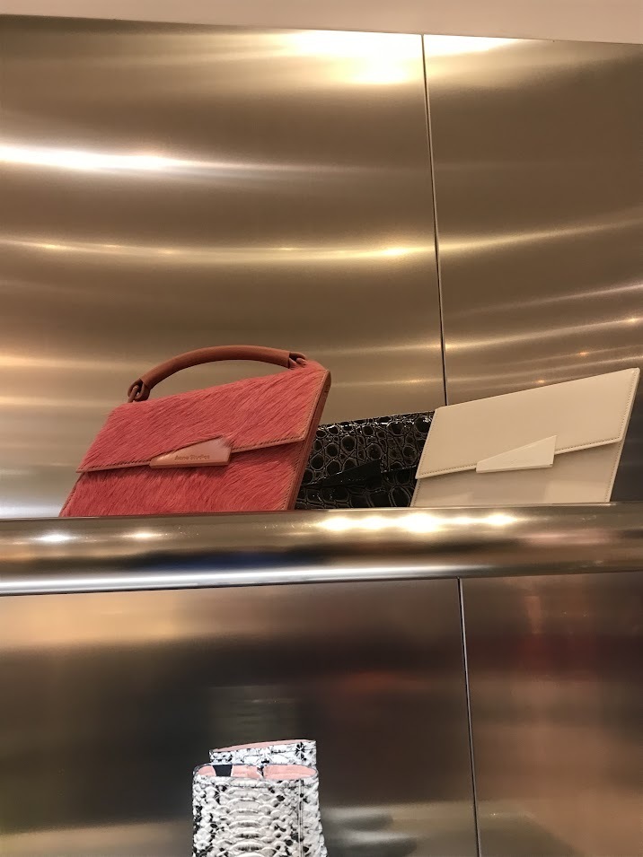 【関税込/国内発】ωAcne Studio ディストーションハンドバッグ