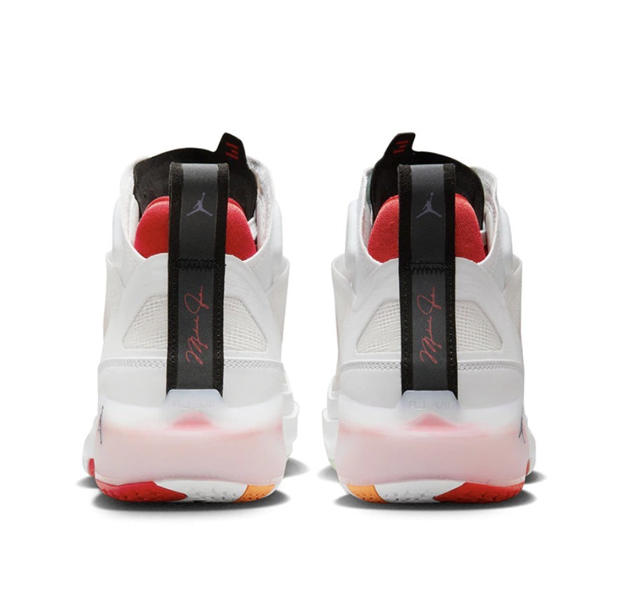 Nike Air Jordan 37 PF “Hare” 残りわずか 送税込