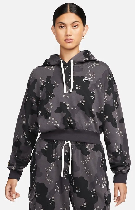 新パーカー話題沸騰中 Nike Sportswear Club Fleece☆選べる2色