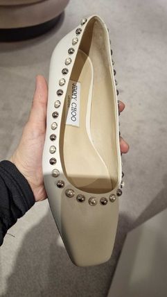 スタッズ Jimmy Choo(ジミーチュウ) フラットシューズ(レディース ...