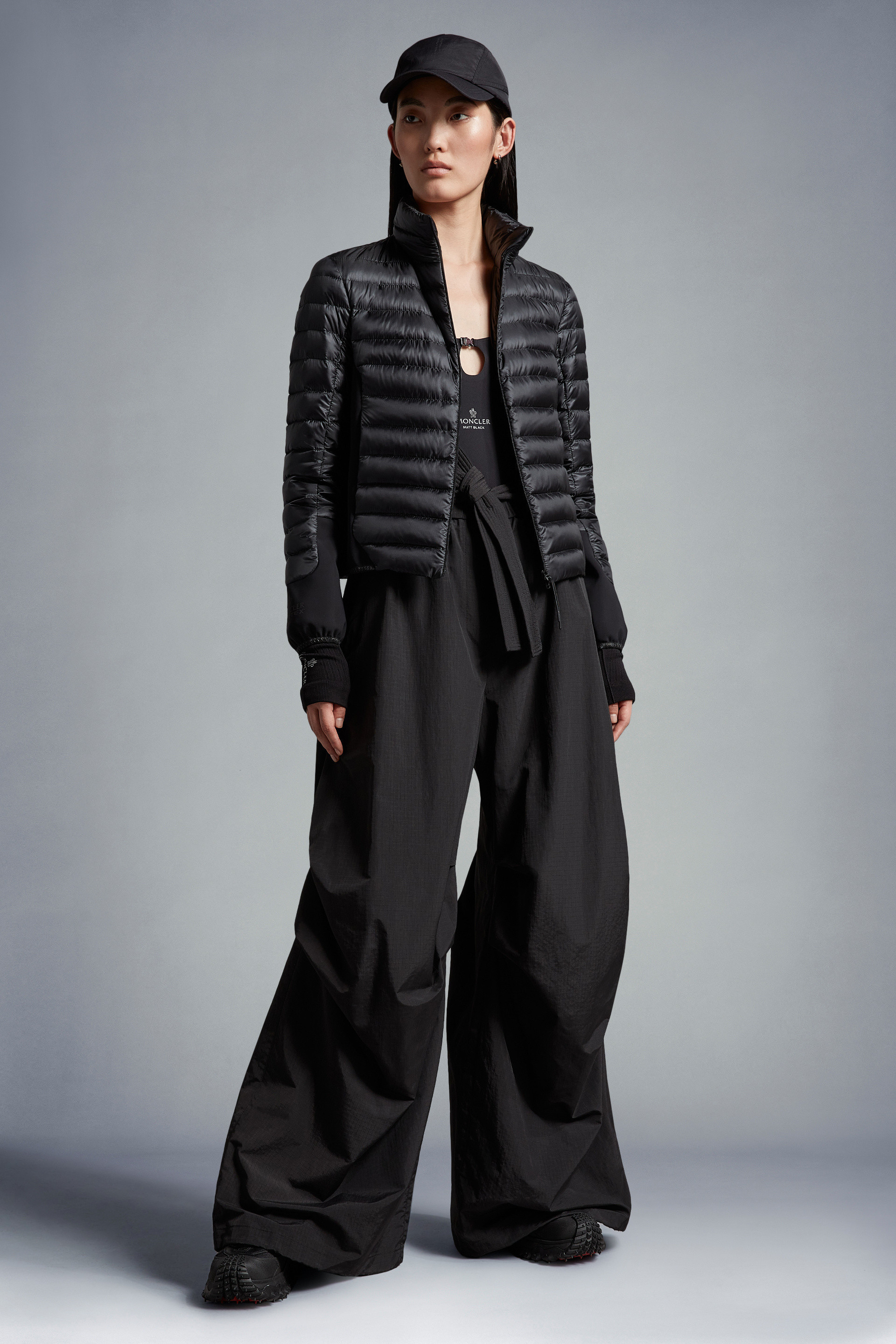 MONCLER2023春夏新作 ハイネックライトダウンジャケット VERDET MONCLER2023春夏新作 ハイネックライトダウンジャケット VERDET