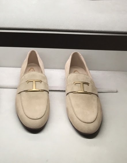 【関税込/国内発】TOD'S スエード ローファー ギフト包装可
