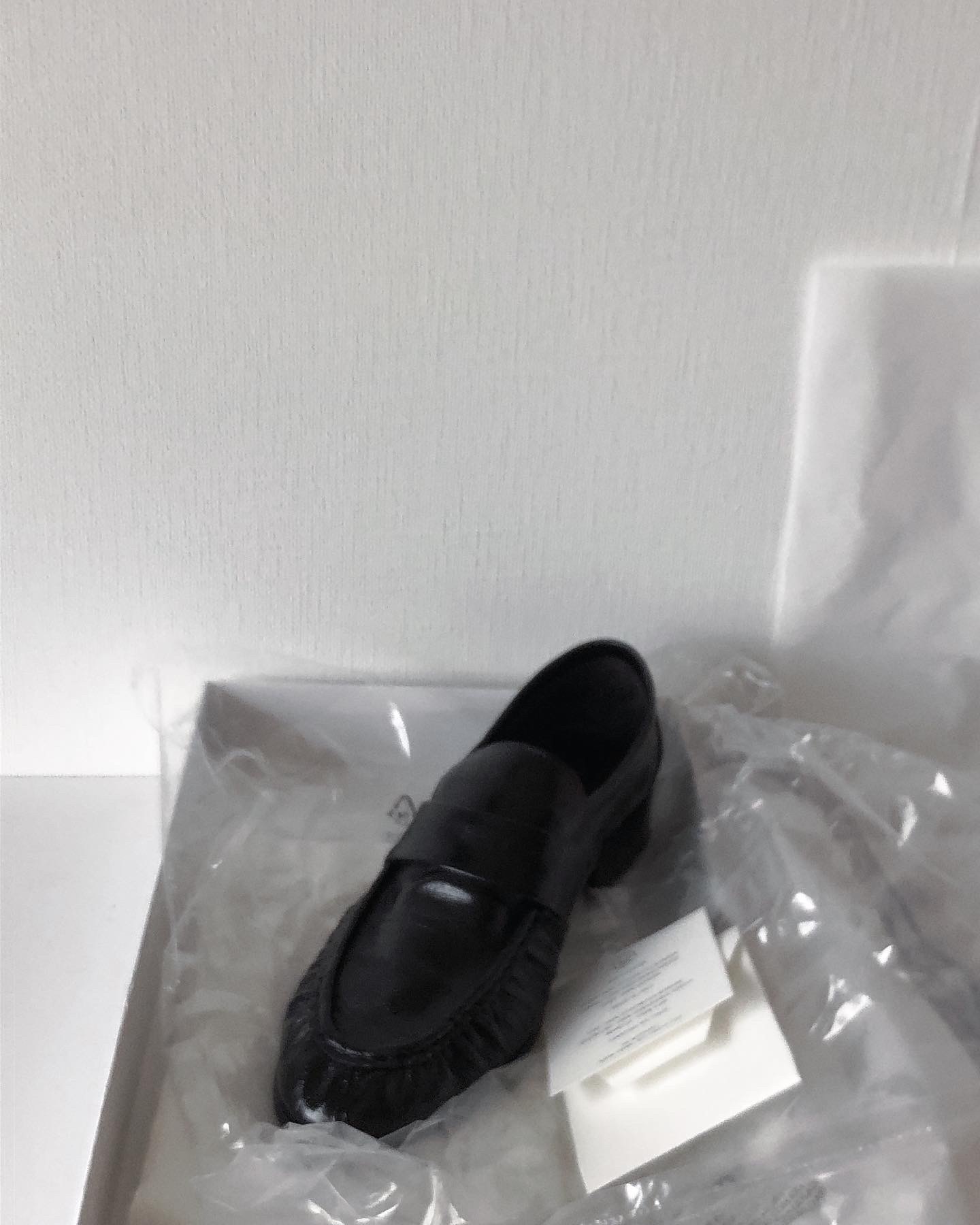 国内即発【The Row】Soft Loafer イール F1280E17 ブラック