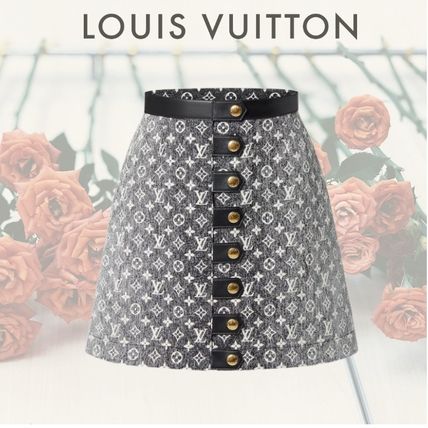 Louis Vuitton(ルイヴィトン) ミニスカート(レディース) - 海外通販のBUYMA