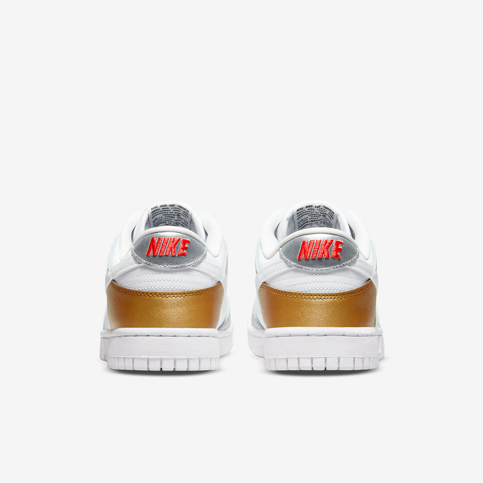 ★NIKE★大人気★WMNS DUNK LOW \"HEIRLOOM\" ダンクロー★追跡可