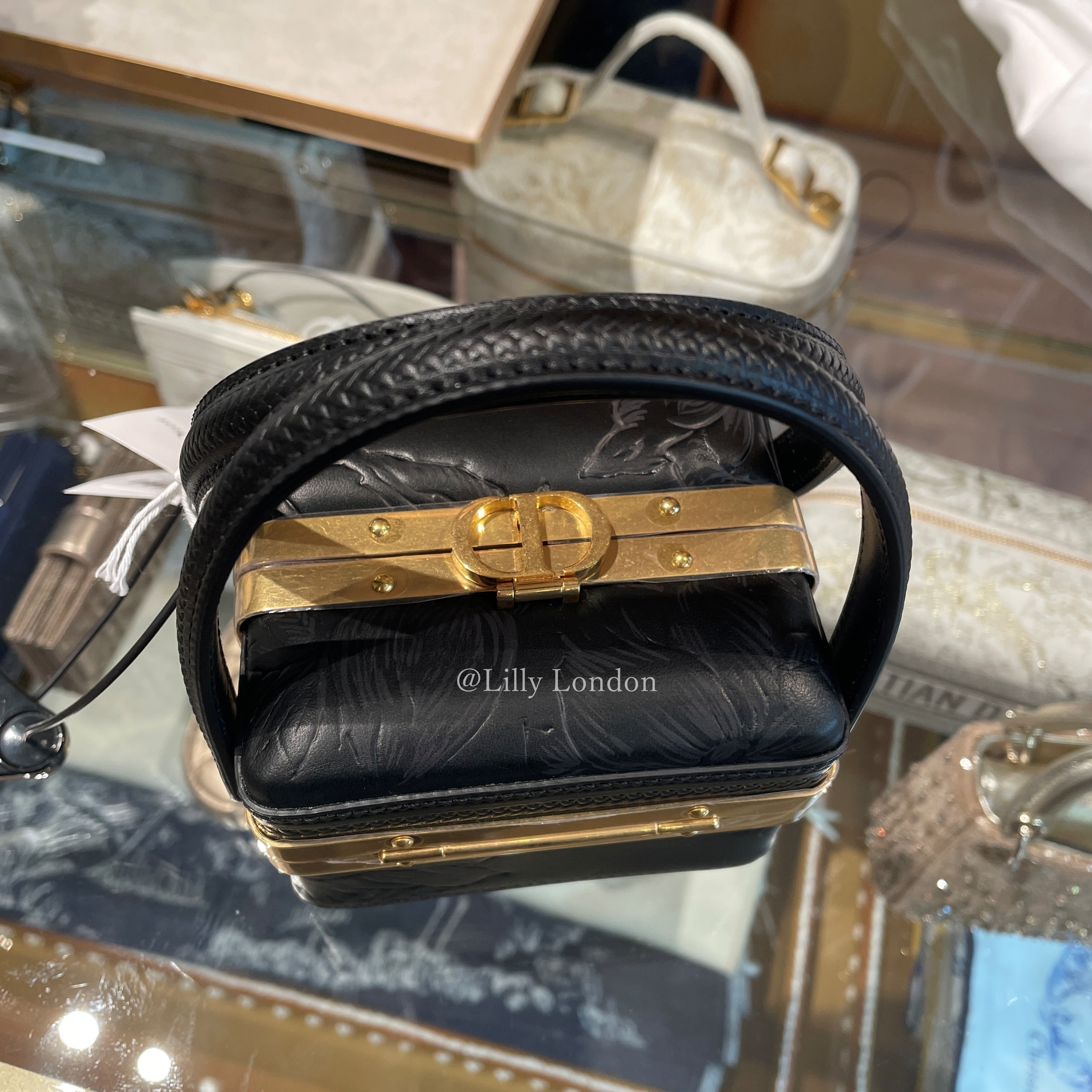 Dior【日本未入荷】ミノディエール ミニ ハンドバッグ ブラック