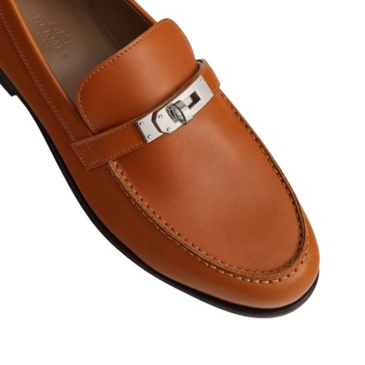 《23SS★》HERMES モカシン カーフ ケリーバックル付 シック