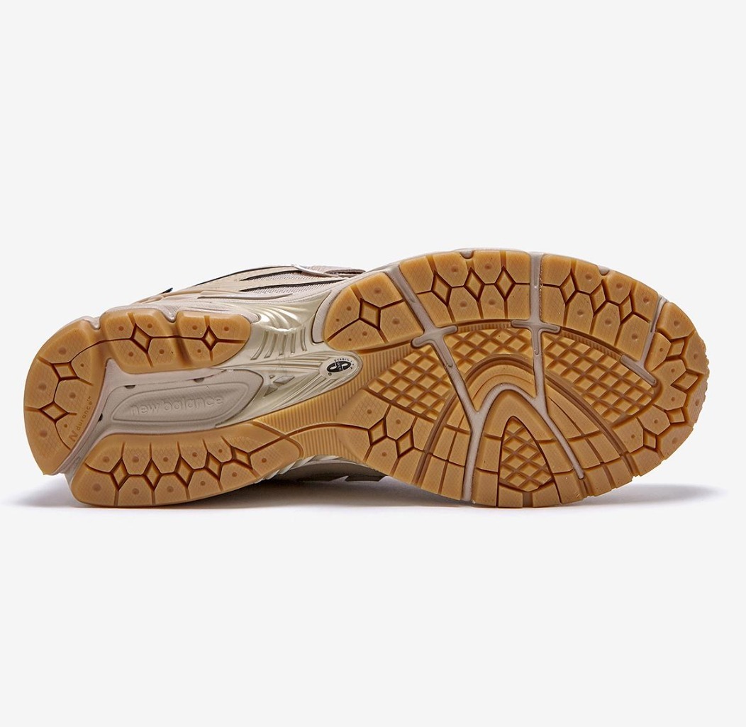 人気 ☆NEW BALANCE☆ M1906DA ☆ 男女共用 (25~29cm) ☆送料・関税込☆New Balance☆M1906RT ニューバランス☆25-29cm
