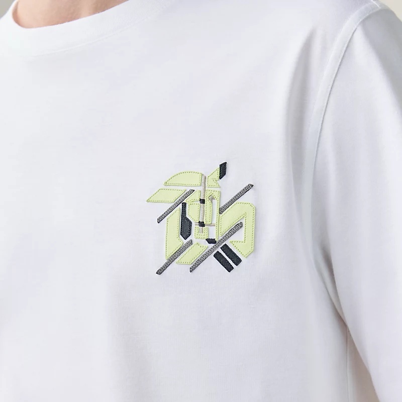 【シンプルさが◎】HERMES ミニレザーパッチTシャツ 23SS☆》HERMES ミニレザーパッチTシャツ コットン