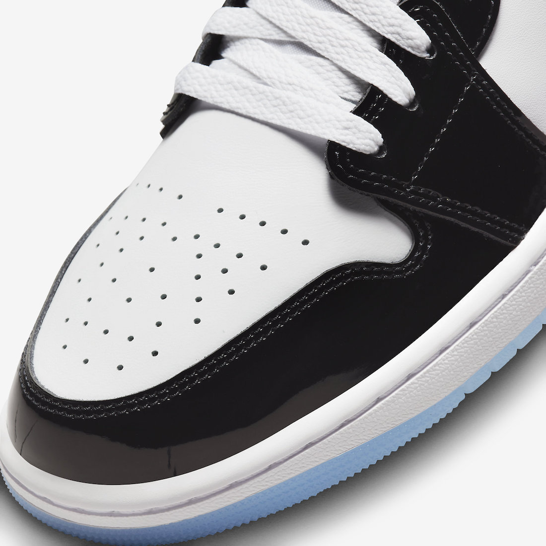 海外限定モデル【Nike】Air Jordan 1 Low “Concrd” コンコルド