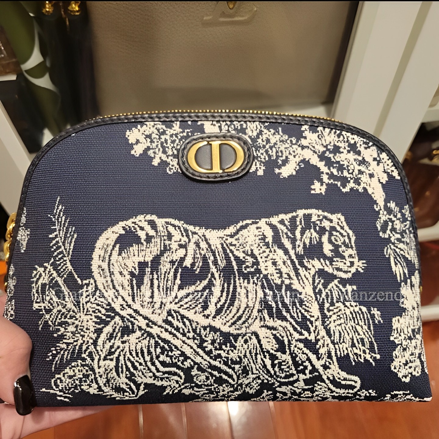 ★日本未入荷★【Dior】CDロゴ 《30 MONTAIGNE》コスメポーチ