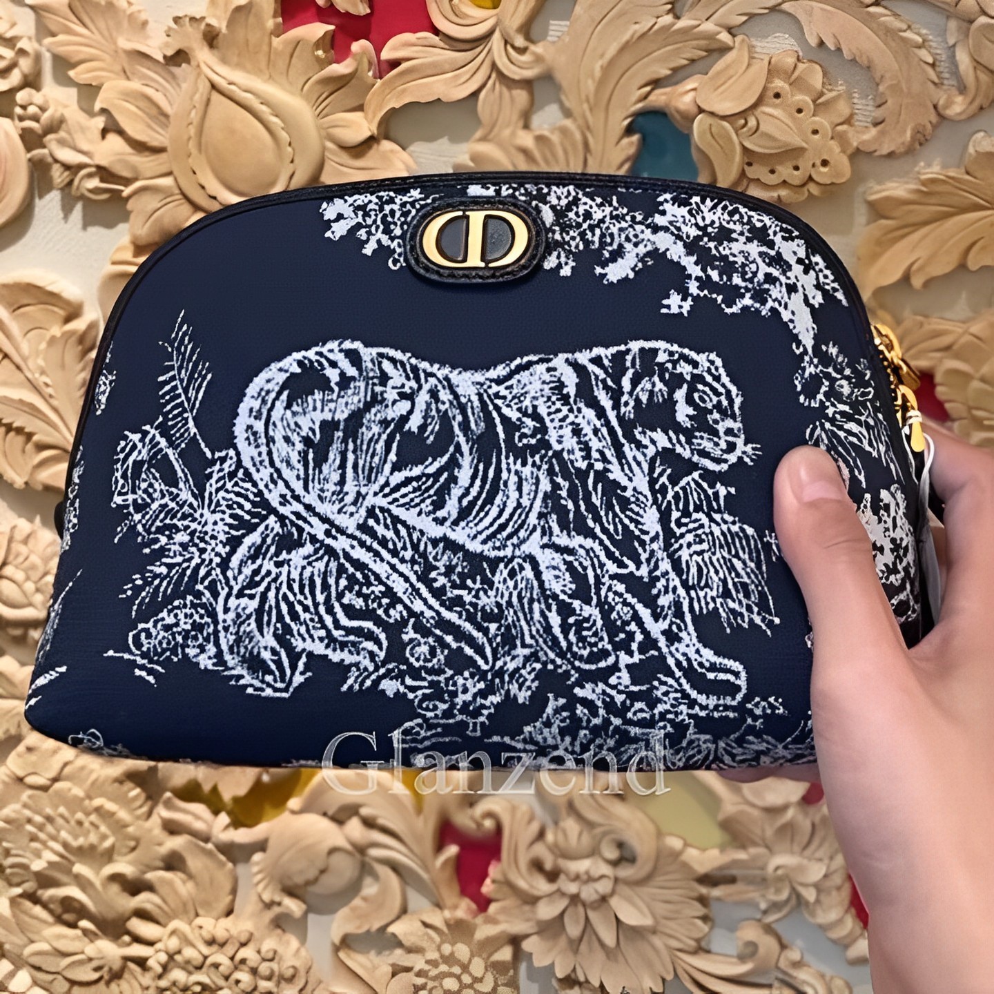 ★日本未入荷★【Dior】CDロゴ 《30 MONTAIGNE》コスメポーチ