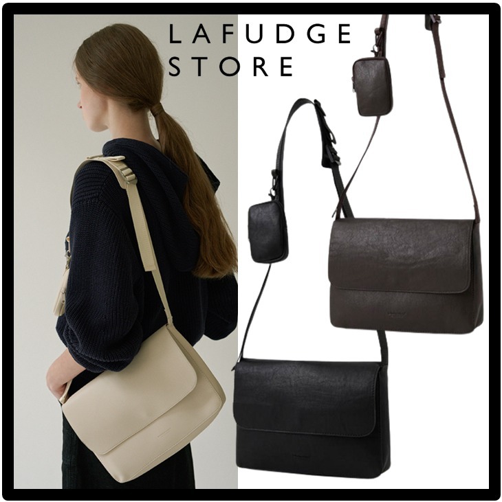関税込☆LAFUDGESTORE☆Buffing Leather Utility Crossbody Bag
