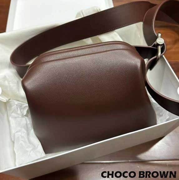 ☆OSOI☆MINI BROT BAG 人気 韓国発 ショルダーバッグ ☆OSOI☆MINI BROT BAG 人気 韓国発 ショルダーバッグ (OSOI