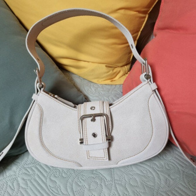 ☆OSOI☆HOBO BROCLE BAG 人気 韓国発 ショルダーバッグ ☆OSOI☆HOBO BROCLE BAG 人気 韓国発 ショルダーバッグ (OSOI