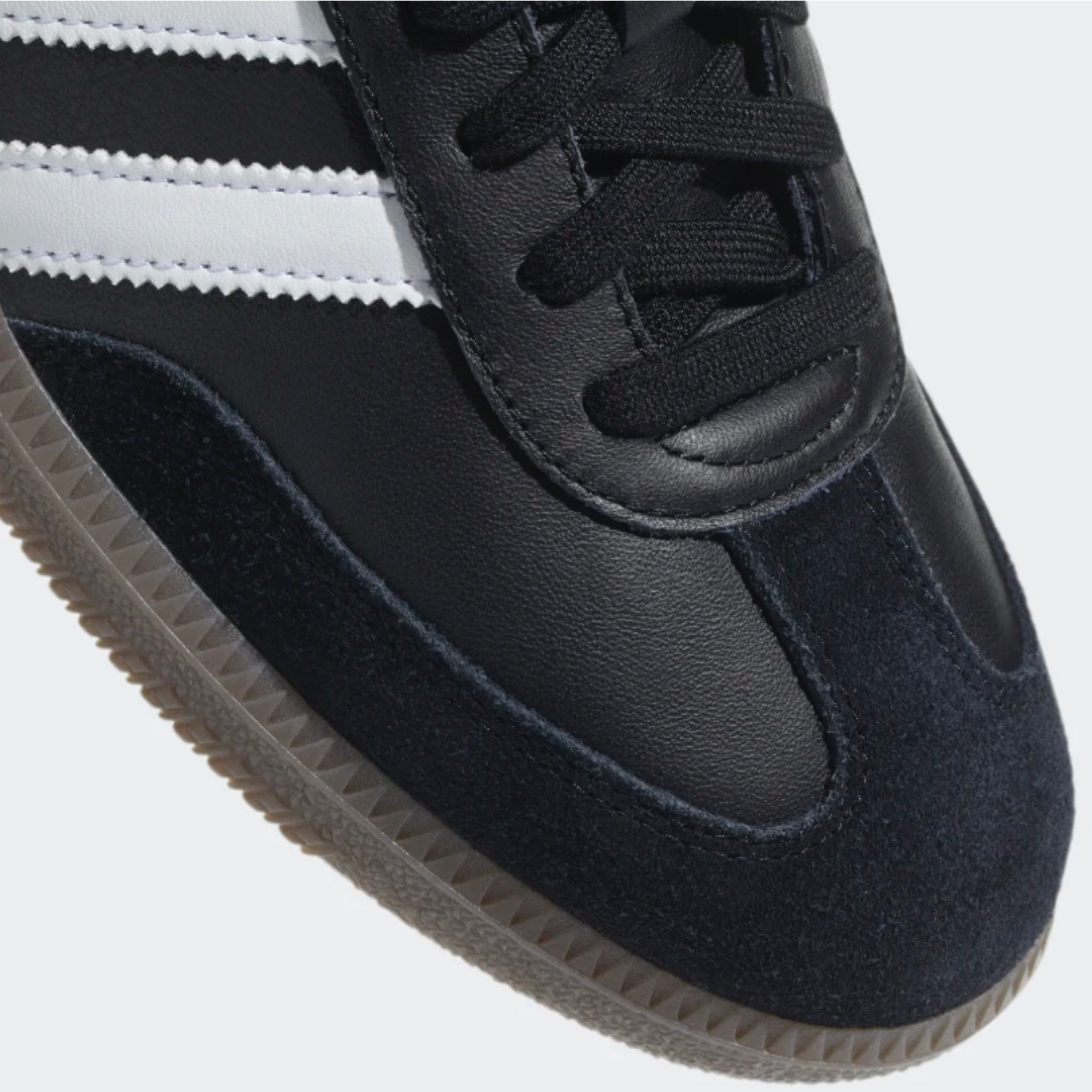 人気☆adidas☆SAMBA OG SHOES【UK発】白黒 在庫わずか 人気☆adidas☆SAMBA OG SHOES【UK発】白黒 在庫わずか (adidas