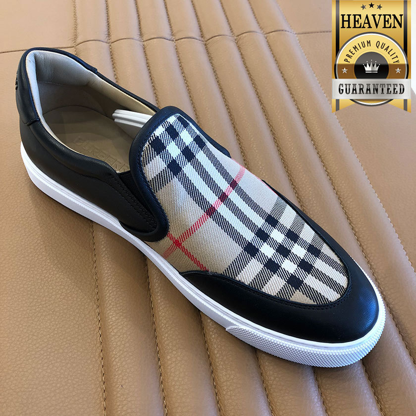１点限り！VIPセール★累積売上総額第１位！BURBERRY★N SALMOND