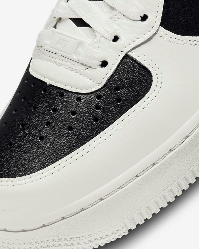 Nike エアフォース Air Force 1 07 Mid ユニセックス 関税送料込 Nike エアフォース Air Force 1 07 Mid ユニセックス 関税送料込