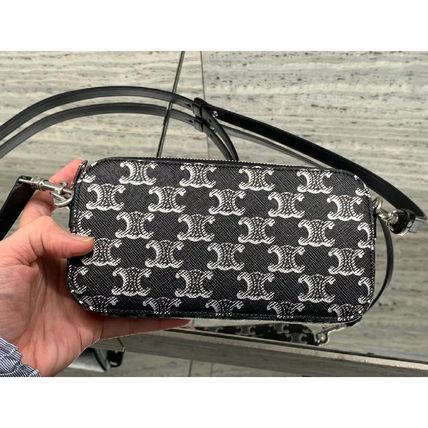 CELINE ホリゾンタルポーチCELINEプリント トリオンフキャンバス ホリゾンタルポーチ / CELINEプリント入りトリオンフキャンバス