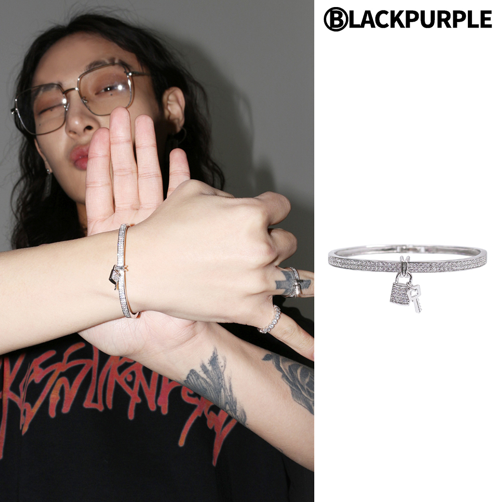 【BLACKPURPLE】Asothone Padlock Key Bangle Bracelet