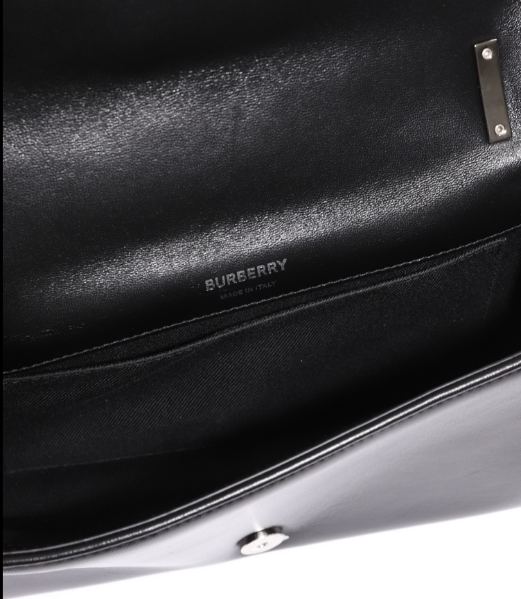 送料関税込☆Burberry キルティングレザー ローラバッグ☆超人気