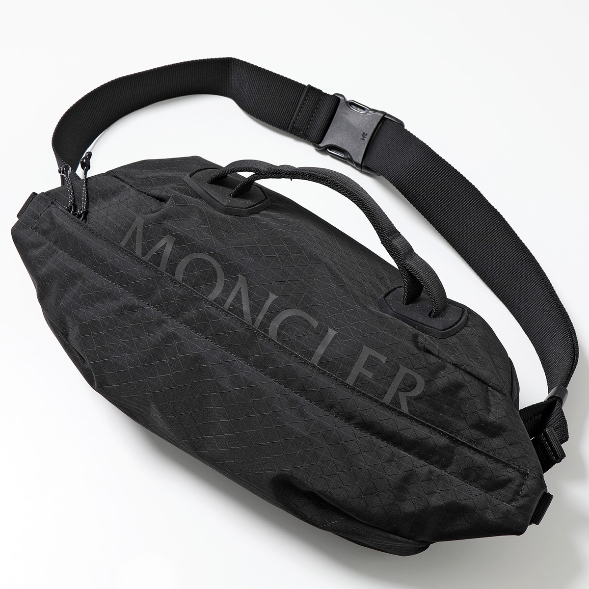 MONCLER ボディバッグ Alchemy 5M00004 M2568
