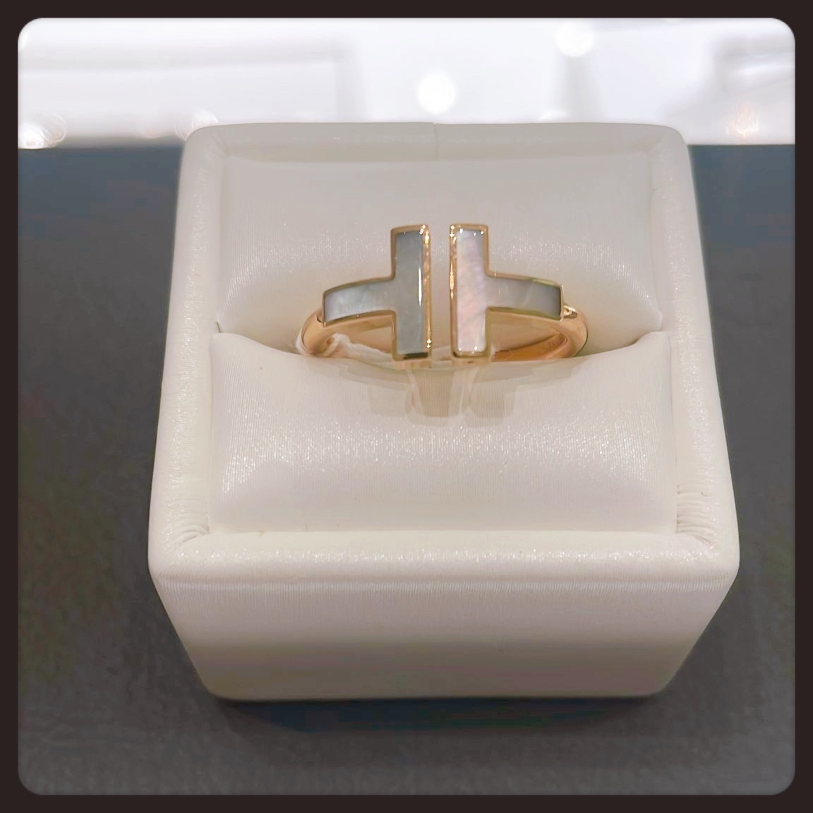 【Tiffany】 ワイヤリングマザーオブパール