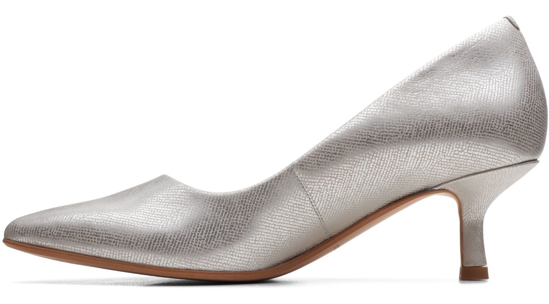Clarks ヒール パンプス 5.5cm レザー オフィスキトゥンヒール