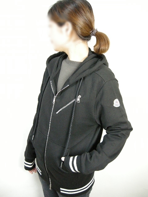 S-XL◇確保済 関税無 国内発送◇MONCLER スウェットパーカー 黒