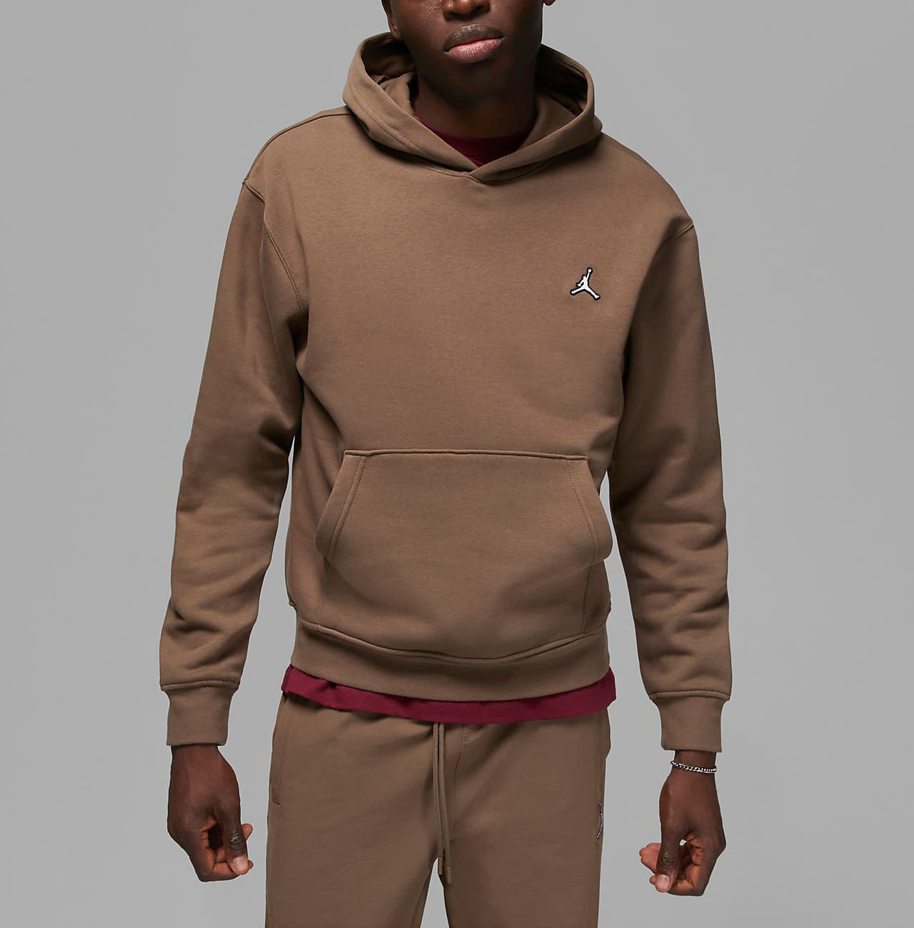 ★NIKE★JORDAN ESSENTIALS FLC プルオーバーフーディ★追跡可 ☆NIKE☆JORDAN ESSENTIALS FLC プルオーバーフーディ☆追跡可 Ω