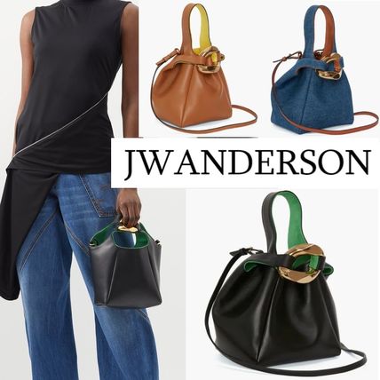 J W ANDERSON(ジェイダブリュ アンダーソン) バッグ・カバン