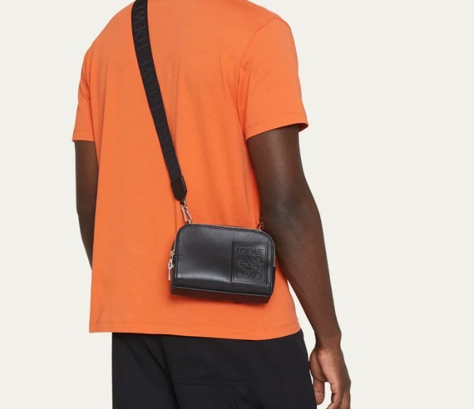 スタイリッシュに】ロエベ カメラバッグ (LOEWE/ショルダーバッグ