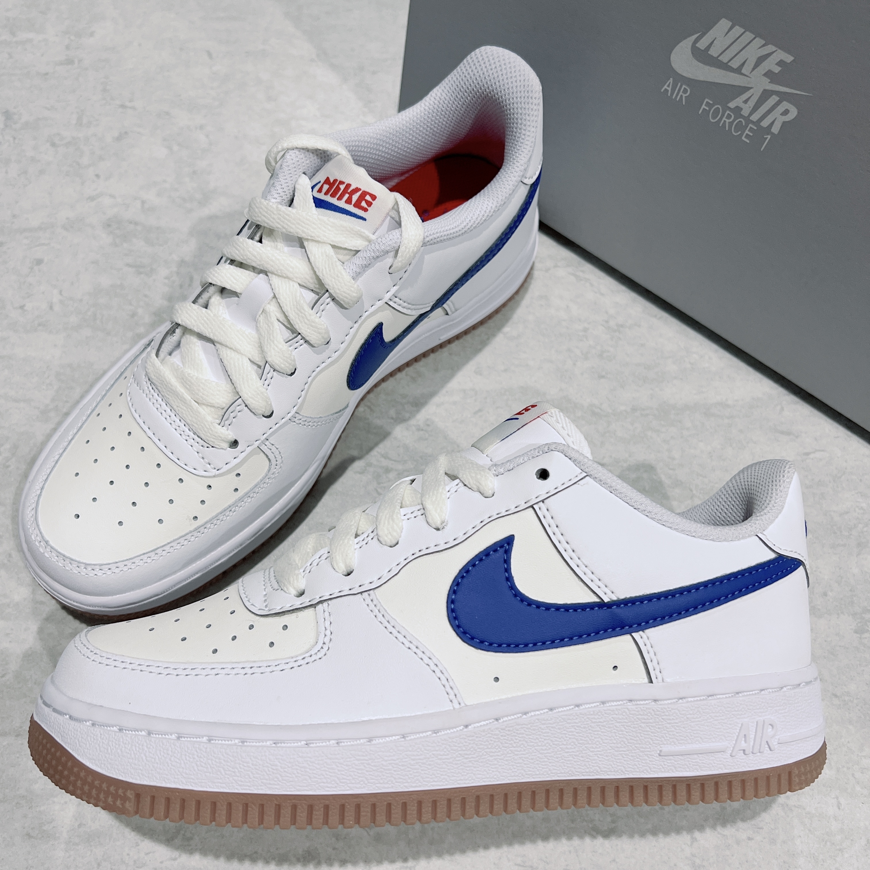 大人もOK】NIKE AIR FORCE 1 (GS)'WHITE GAME ROYAL GUM' (Nike/キッズ ...