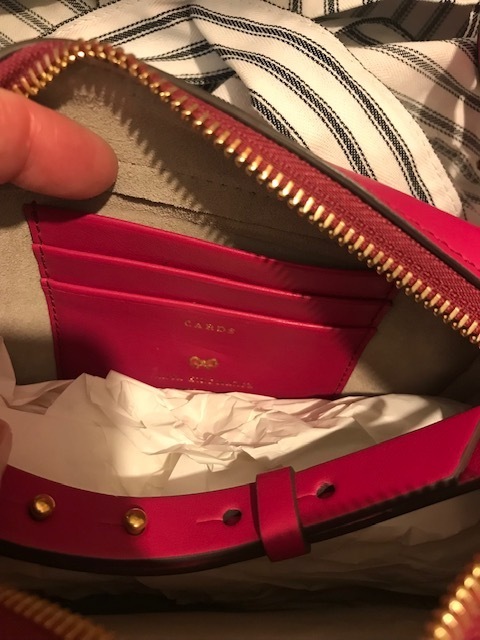 アニヤ★(セールでホワイトT-シャツにお似合い)ハートCrossbody アニヤ☆(セールでホワイトT-シャツにお似合い)ハートCrossbody