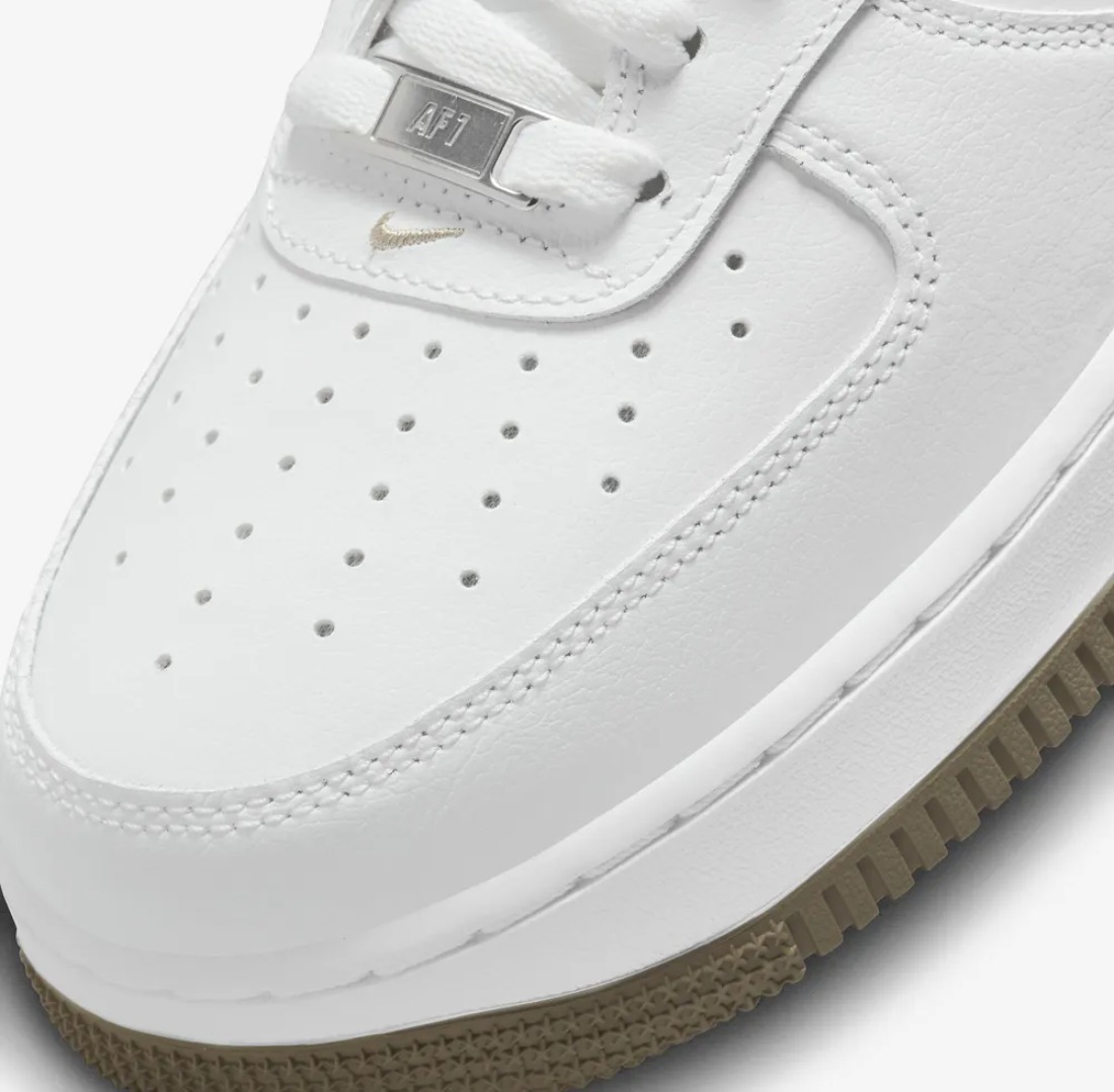 ★送料・関税込★NIKE★NIKE AIR FORCE 1 '07 TAUPE★25-30cm★ ☆送料・関税込☆NIKE☆NIKE AIR FORCE 1 ´07 TAUPE☆25-