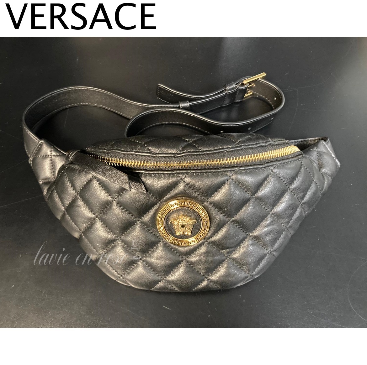 軽量+ストレッチ性+吸水速乾 VERSACE(ヴェルサーチェ)のボディーバック