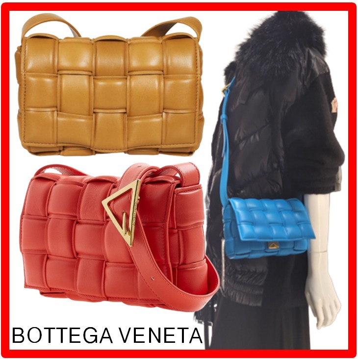 ☆人気☆【BOTTEGA VENETA】☆SMALL PADDED CASSETTE バッ.グ☆