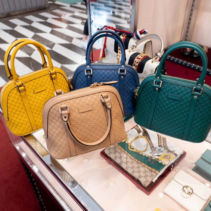 Shop GUCCI Outlet Messenger & Shoulder Bags by BuyDE