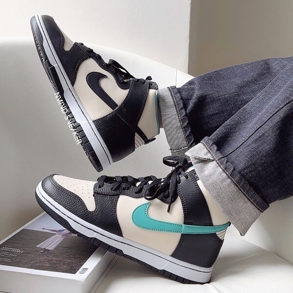 ★NIKE★送関込★ティファニーブルーを彷彿する話題のダンクハイ ☆NIKE☆送関込☆ティファニーブルーを彷彿させる逸足☆ (Nike