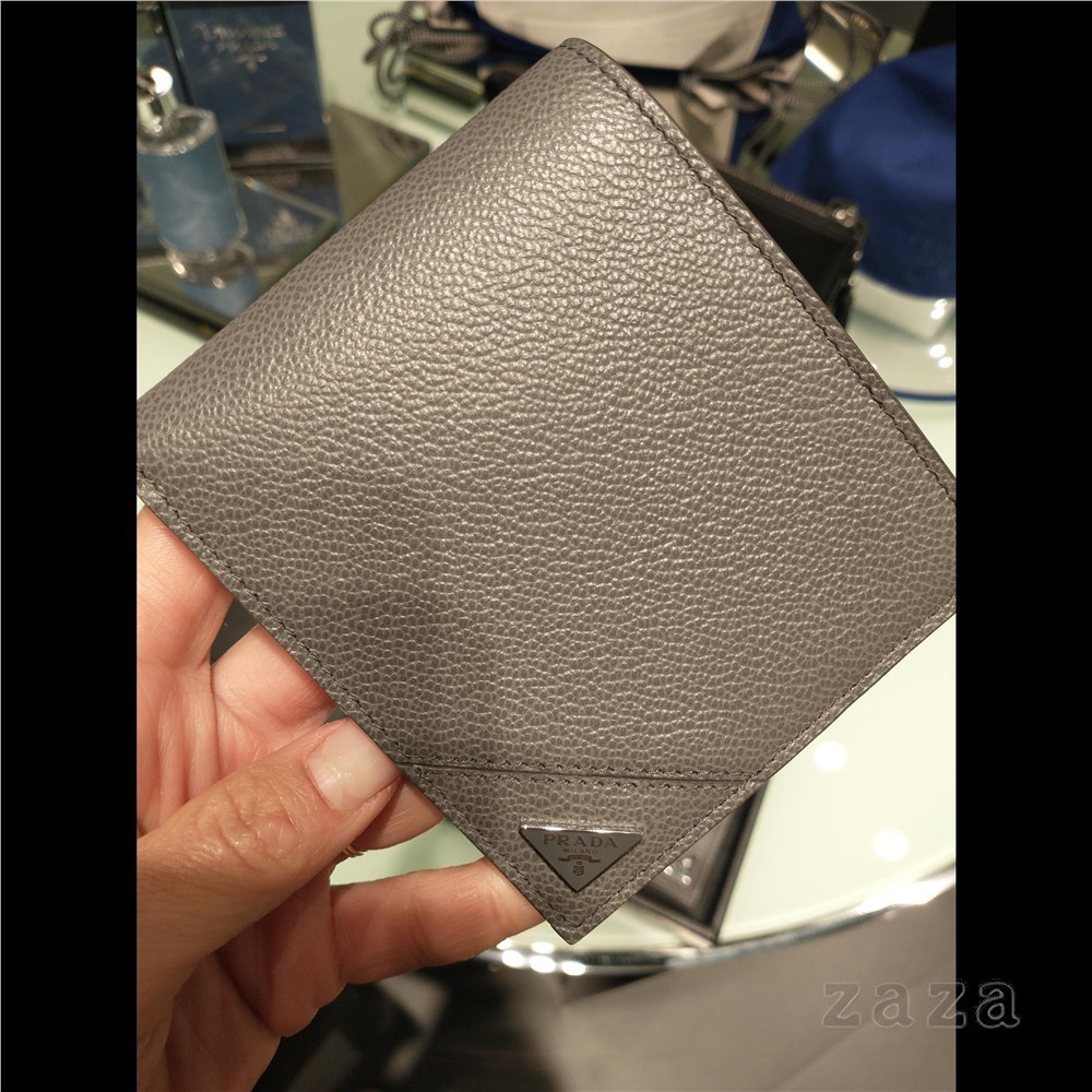 関税込み★PRADA セール★ 2M0513★二つ折り財布