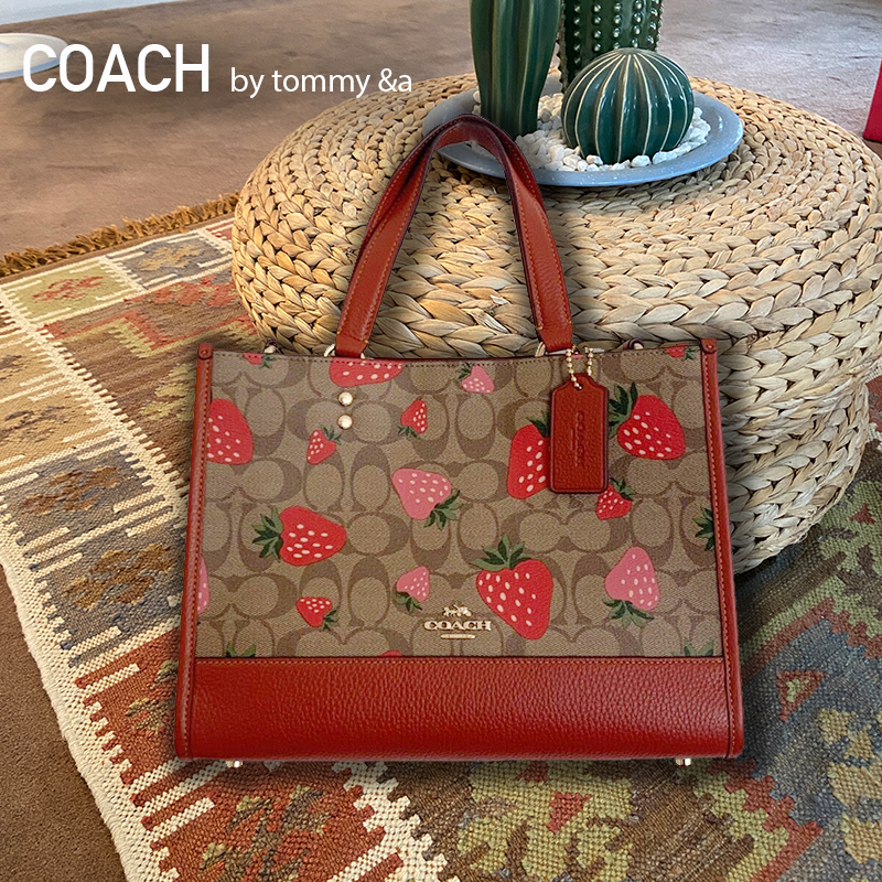★完売前に！★Coach Dempsey Carryall Strawberry Print Bag