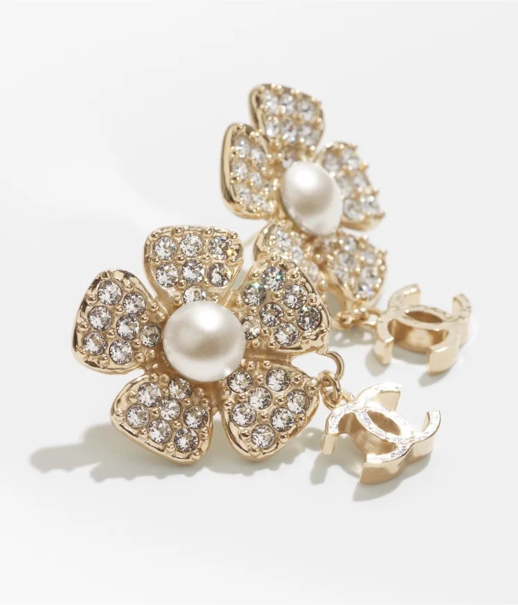 【美しく華やかな耳元へ♪】CHANEL ピアス 23SS/華やかな耳元に☆/ギフトにも】CHANEL ピアス リボン