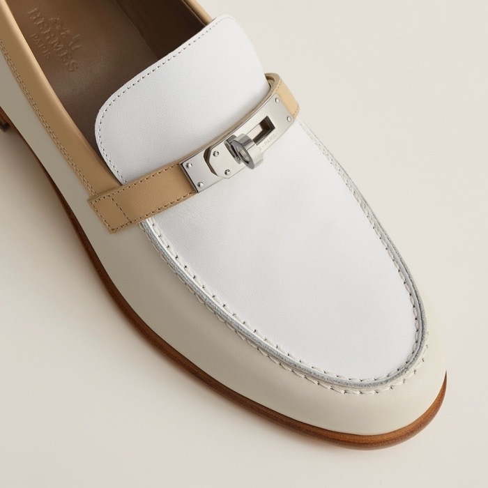 定番♪【HERMES】直営買付 Destin モカシン レザー《デスタン》