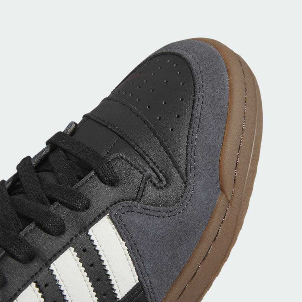 売切れ前に 大人気 adidas FORUM 84 LOW CL 差し色がカッコイイ 売切れ前に 大人気 adidas FORUM 84 LOW CL 差し色がカッコイイ