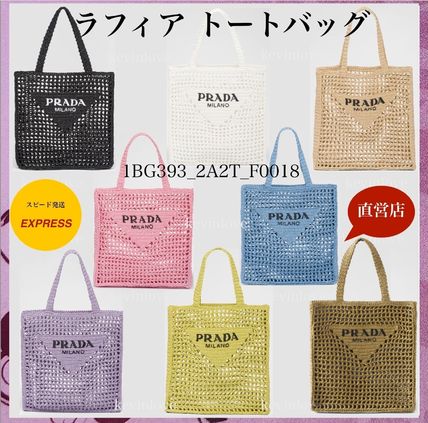 PRADA♡白トートバッグ PRADA＊Padded Re-Nylon tote bagトートバッグ＊送料込 (PRADA