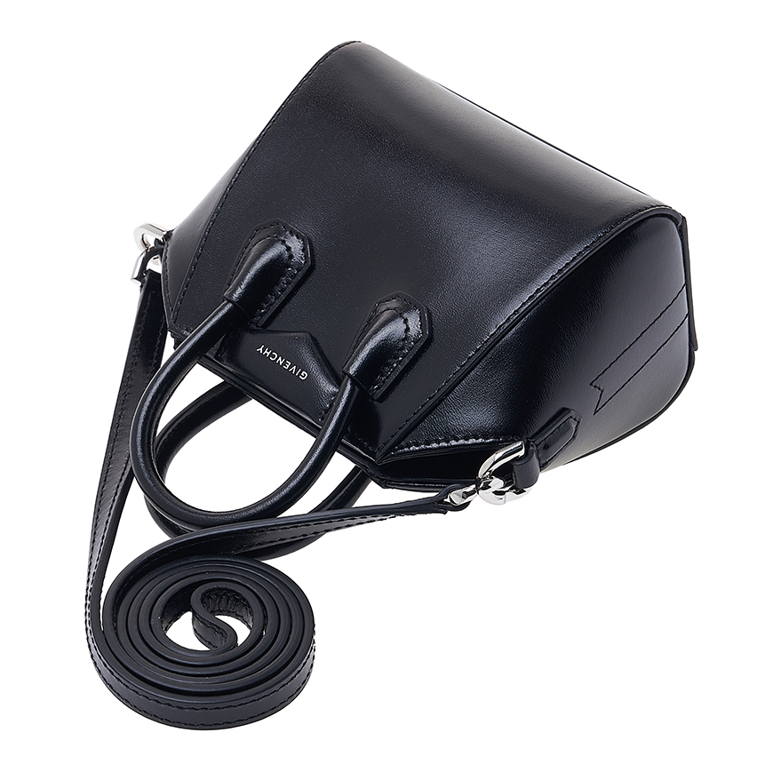 ★送料関税込★GIVENCHY ジバンシィ アンティゴナマイクロバッグ ☆送料関税込☆GIVENCHY ジバンシィ アンティゴナマイクロバッグ