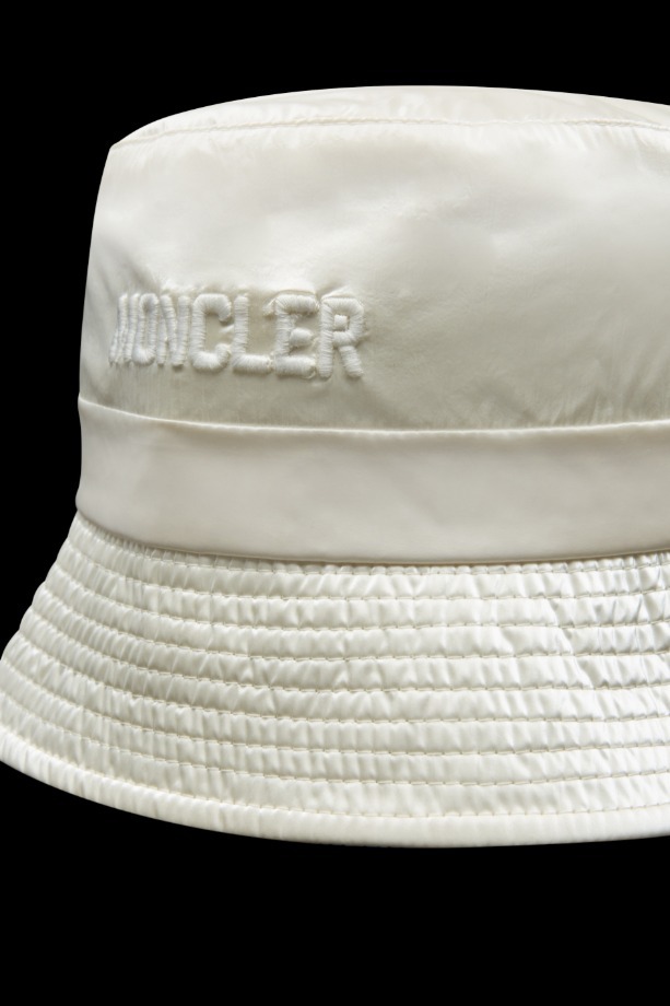 MONCLER2023春夏新作 ナイロン素材 ロゴ付き バケットハット モンクレール バケット 2022 ハット S コットン×レーヨン