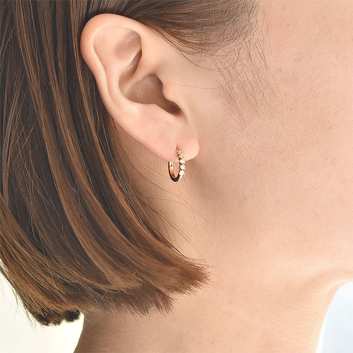 【国内即発】≪JACKIE MACK≫ ゴールド フープ ピアス 国内即発】≪JACKIE MACK≫ CZ ゴールド フープ ピアス