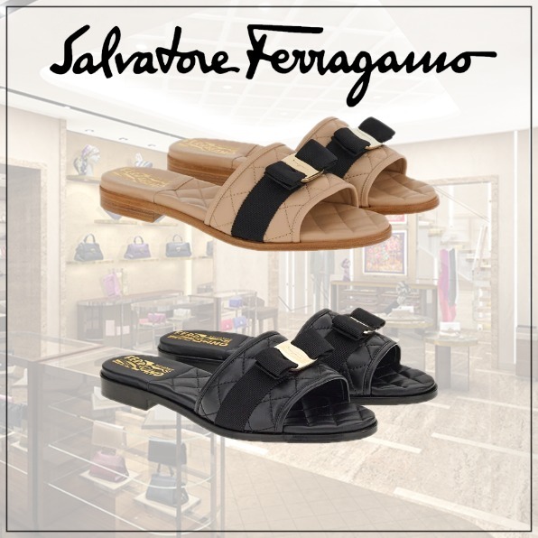 [Salvatore Ferragamo] ヴァラ ボウ キルティング スライド