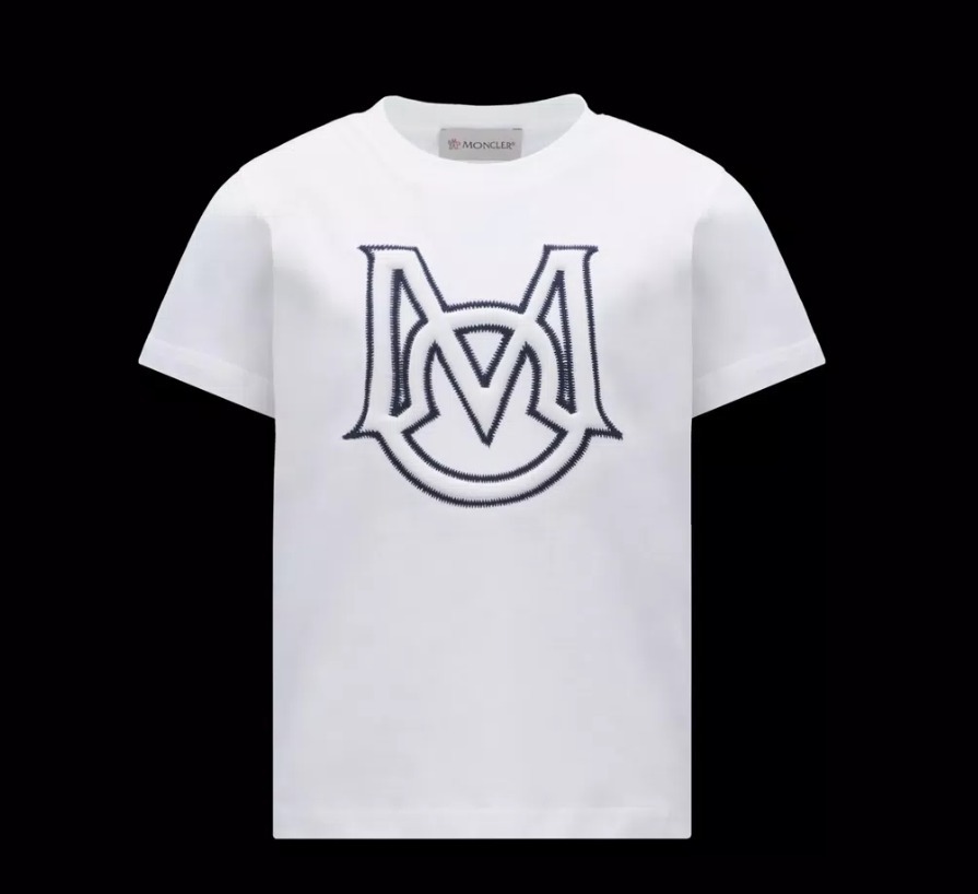 MONCLER2022春夏新作キッズ ロゴ付きクルーネックTシャツ 8A/10A MONCLER 2023春夏新作キッズ ロゴ付きスウェットシャツ 8A/10A